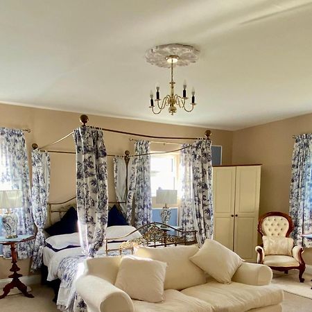 Rossmanagher House Банратті Екстер'єр фото
