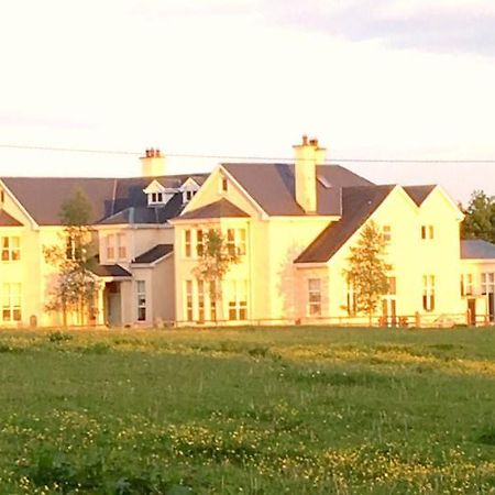 Rossmanagher House Банратті Екстер'єр фото