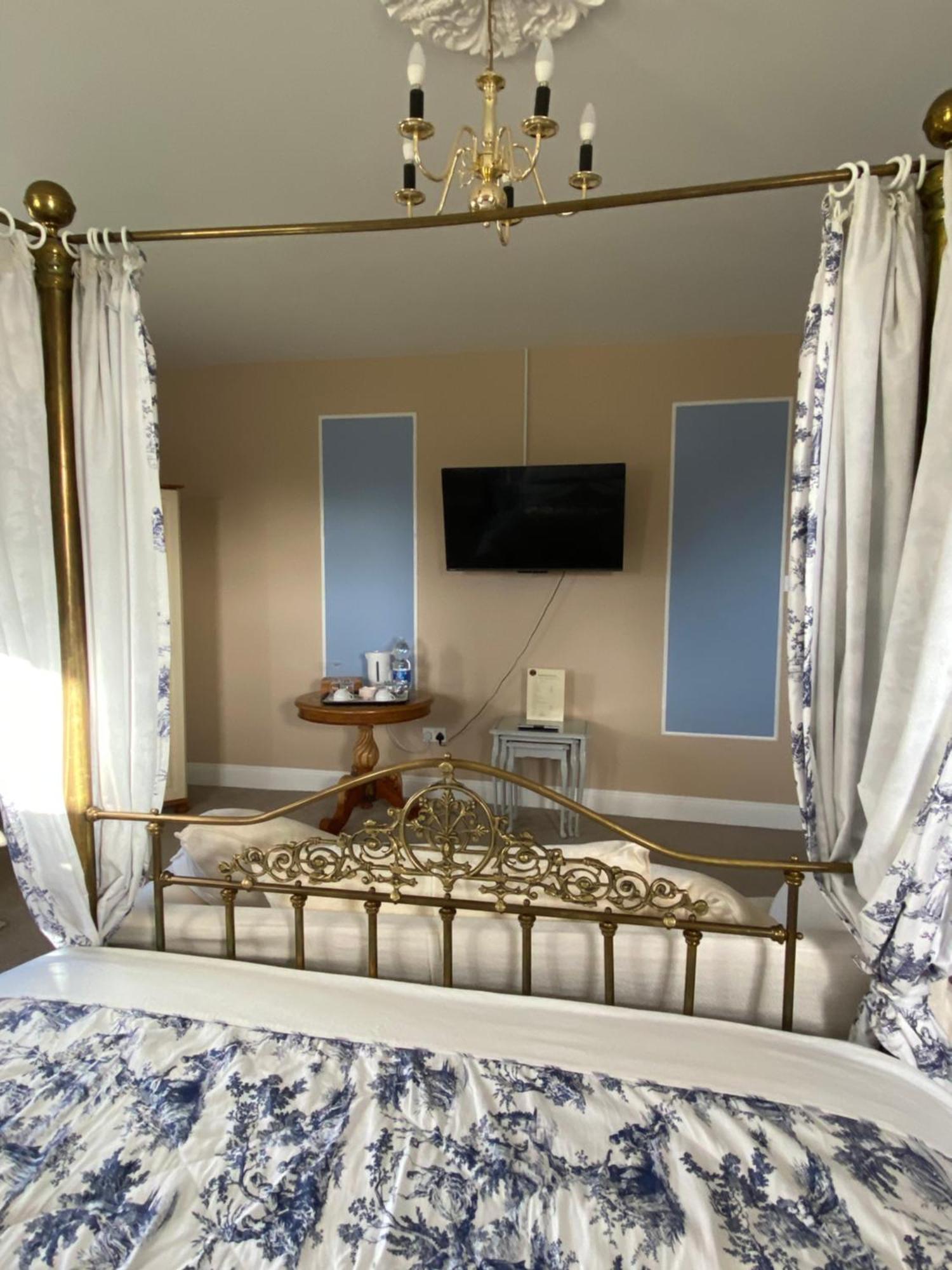 Rossmanagher House Банратті Екстер'єр фото